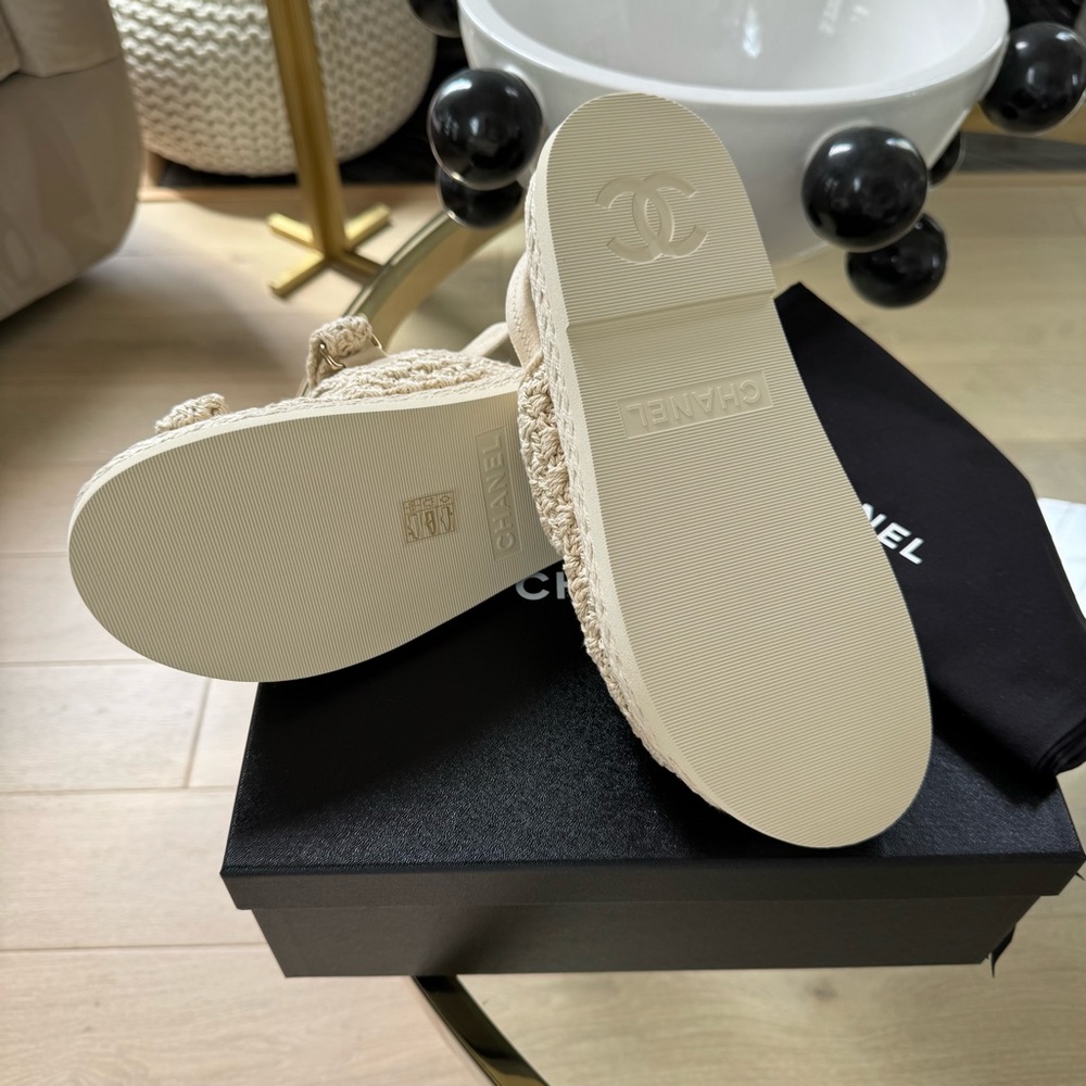 NWT Chanel S25 Crochet Dad Sandals, Size 38 - Picture 8 of 8